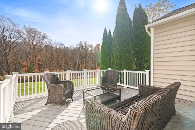 454 LARKSPUR DR, Kennett Square, PA 19348