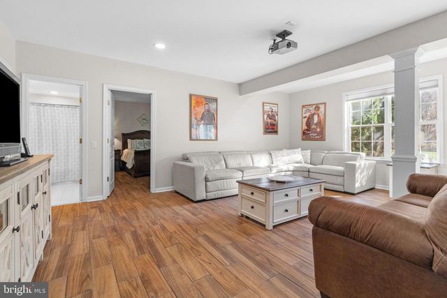 454 LARKSPUR DR, Kennett Square, PA 19348