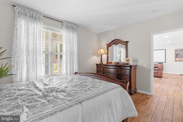 454 LARKSPUR DR, Kennett Square, PA 19348