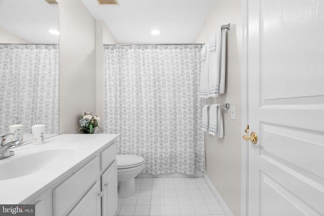 454 LARKSPUR DR, Kennett Square, PA 19348