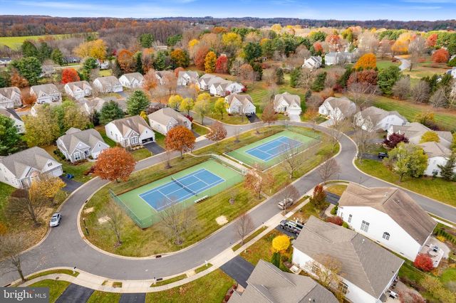 454 LARKSPUR DR, Kennett Square, PA 19348