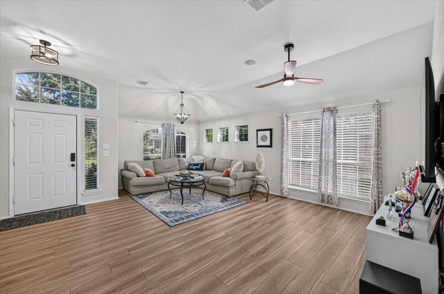 8021 Branch Hollow Trail, Fort Worth, TX 76123