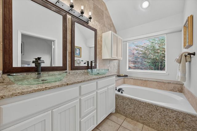 8021 Branch Hollow Trail, Fort Worth, TX 76123