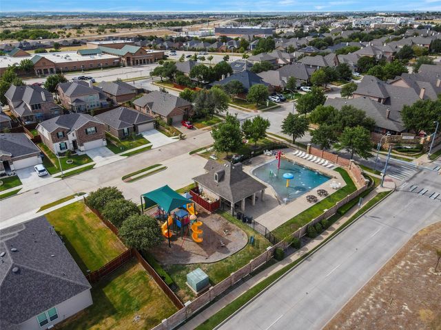 8021 Branch Hollow Trail, Fort Worth, TX 76123