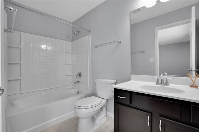 222 W Hyde Street, Arlington Heights, IL 60005