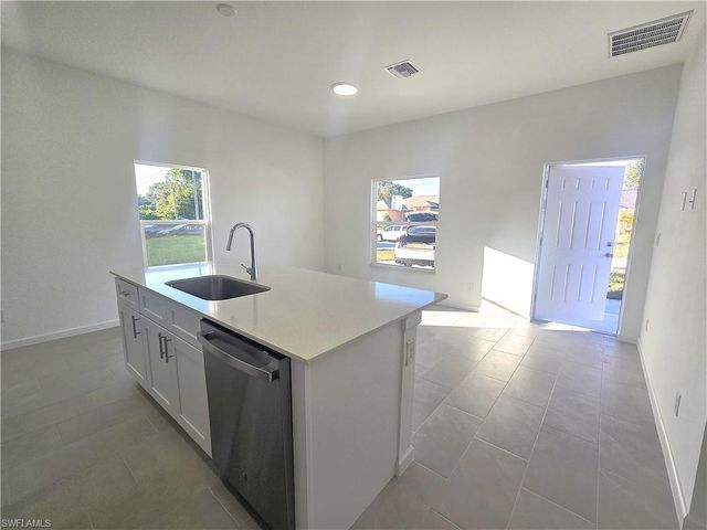 3409 35th ST SW, Lehigh Acres, FL 33976