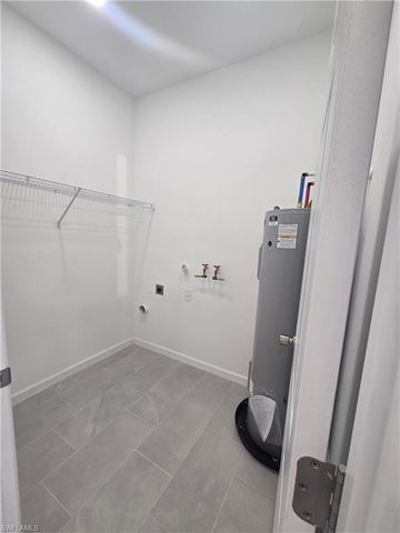 3409 35th ST SW, Lehigh Acres, FL 33976