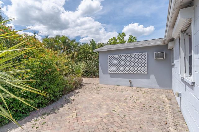 8232 43RD WAY N, Pinellas Park, FL 33781