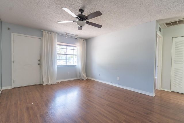 8232 43RD WAY N, Pinellas Park, FL 33781