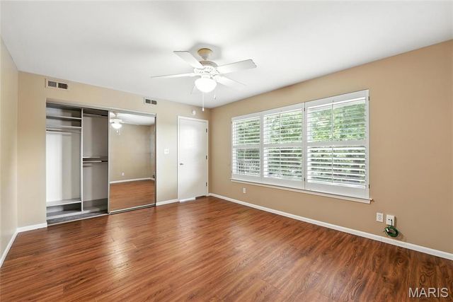 746 Woodside Trails Drive B, Ballwin, MO 63021