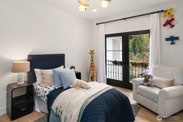 12284 196th Avenue NE, Redmond, WA 98053