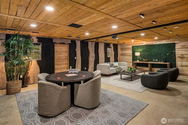 12284 196th Avenue NE, Redmond, WA 98053