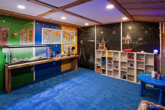 12284 196th Avenue NE, Redmond, WA 98053