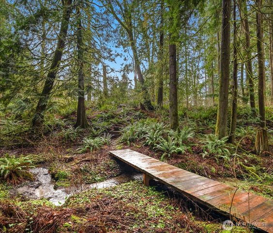 12284 196th Avenue NE, Redmond, WA 98053