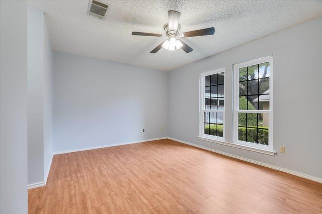 1202 Thorpe LN 407, San Marcos, TX 78666
