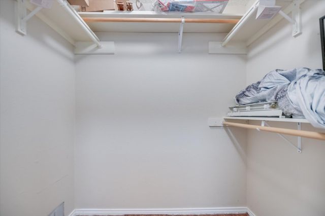 1202 Thorpe LN 407, San Marcos, TX 78666