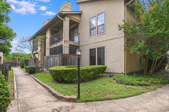 1202 Thorpe LN 407, San Marcos, TX 78666