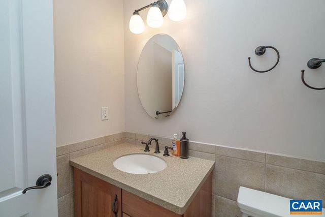 3375 PREDDY CREEK RD, Charlottesville, VA 22911