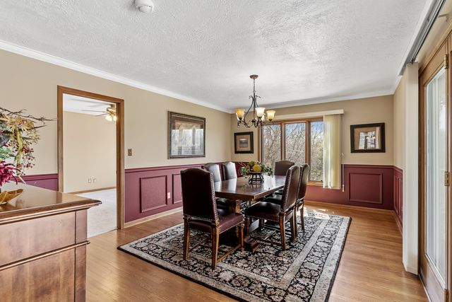 2268 E Thompson Place, Springfield, MO 65804