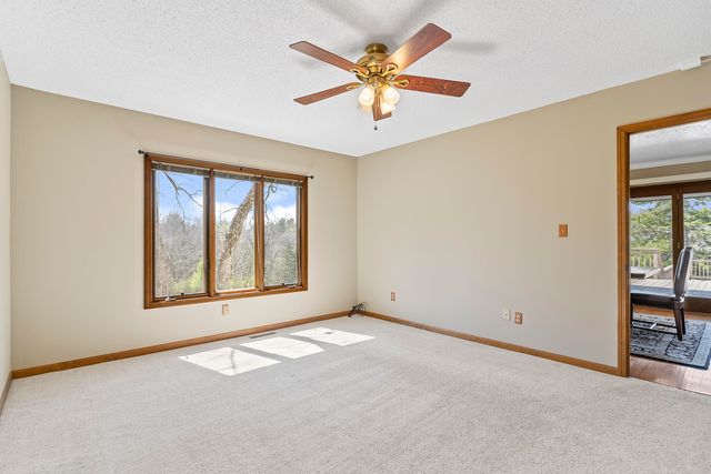 2268 E Thompson Place, Springfield, MO 65804