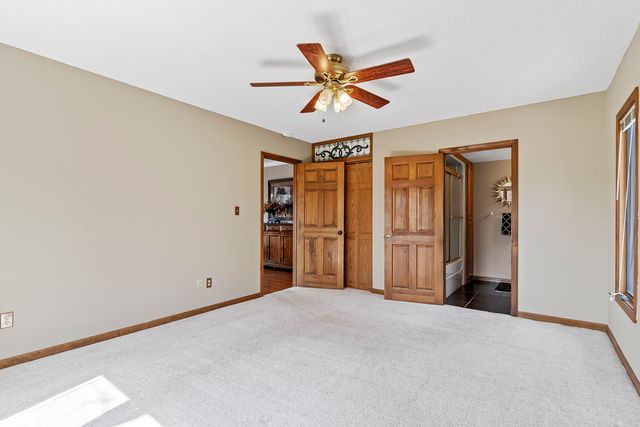 2268 E Thompson Place, Springfield, MO 65804