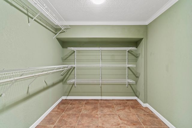 2268 E Thompson Place, Springfield, MO 65804