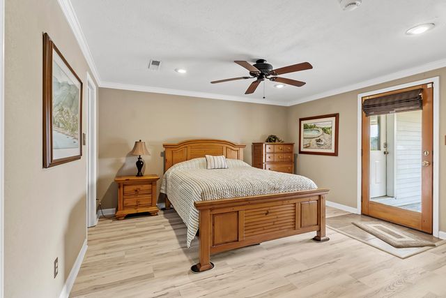 2268 E Thompson Place, Springfield, MO 65804