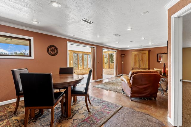 2268 E Thompson Place, Springfield, MO 65804