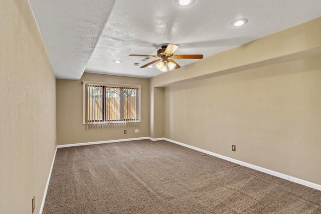 2268 E Thompson Place, Springfield, MO 65804