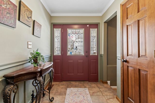 2268 E Thompson Place, Springfield, MO 65804