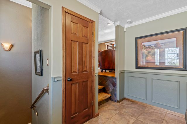 2268 E Thompson Place, Springfield, MO 65804