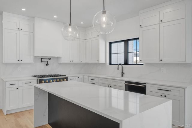 38 Pond Lane, Levittown, NY 11756