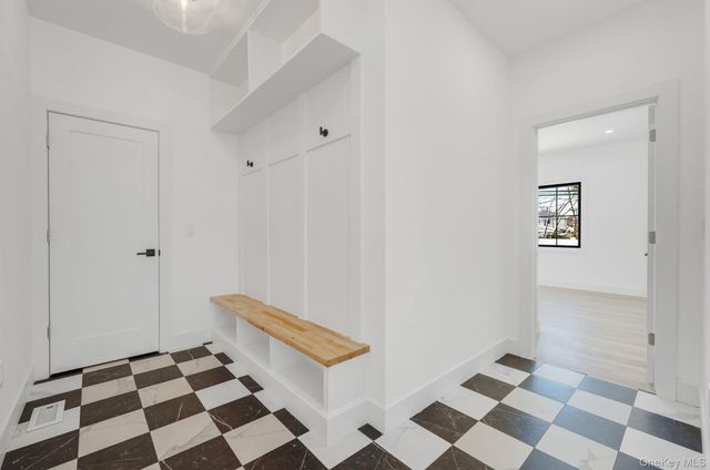 38 Pond Lane, Levittown, NY 11756