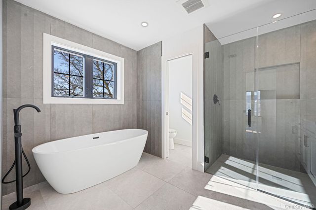 38 Pond Lane, Levittown, NY 11756