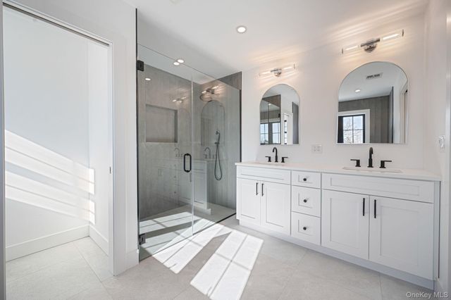 38 Pond Lane, Levittown, NY 11756