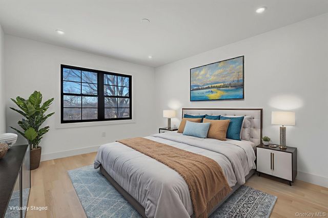 38 Pond Lane, Levittown, NY 11756