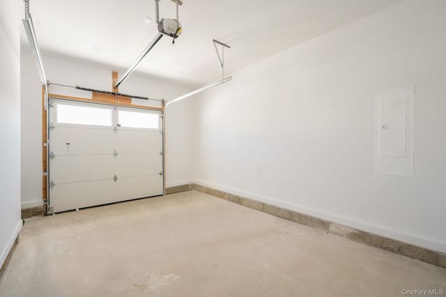 38 Pond Lane, Levittown, NY 11756