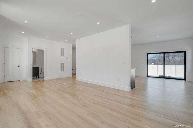 38 Pond Lane, Levittown, NY 11756