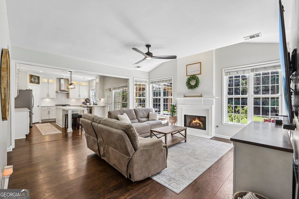 5052 Raventhorpe Court, Suwanee, GA 30024 — photo 5