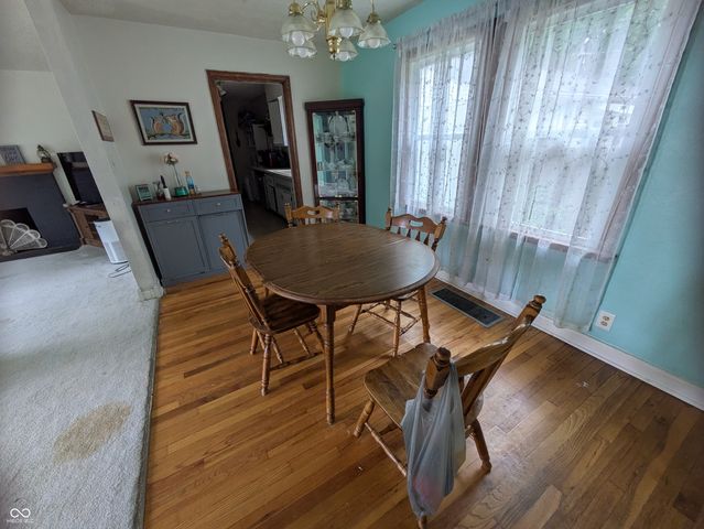 1002 S Noble Street, Shelbyville, IN 46176