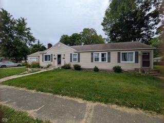 1002 S Noble Street, Shelbyville, IN 46176