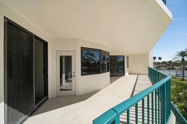 670 ISLAND WAY 304, Clearwater Beach, FL 33767