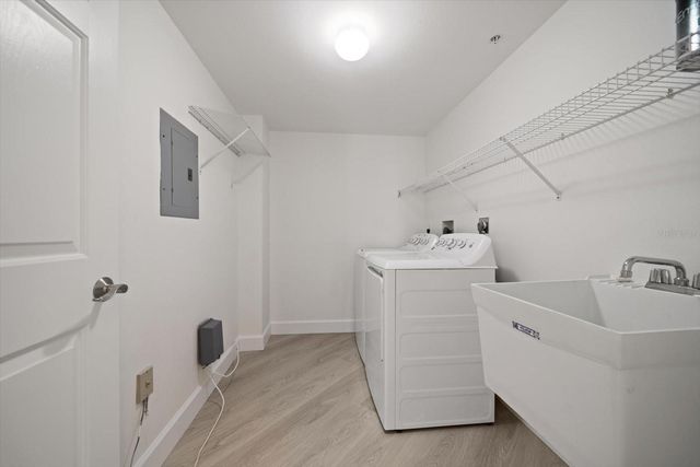 670 ISLAND WAY 304, Clearwater Beach, FL 33767