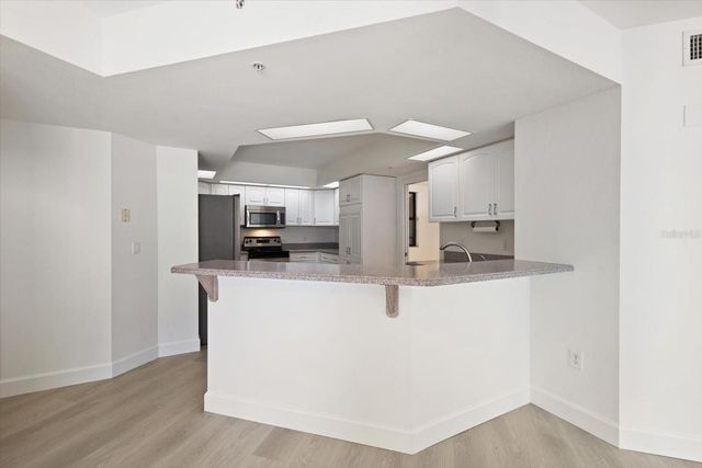 670 ISLAND WAY 304, Clearwater Beach, FL 33767