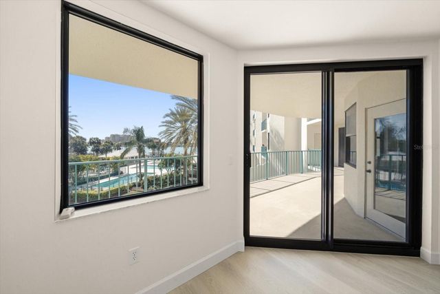 670 ISLAND WAY 304, Clearwater Beach, FL 33767