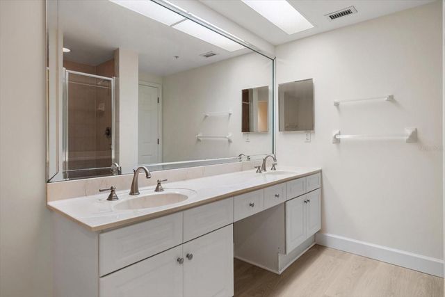 670 ISLAND WAY 304, Clearwater Beach, FL 33767