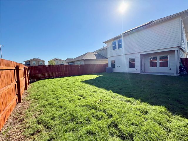127 Snapdragon LN, San Marcos, TX 78666