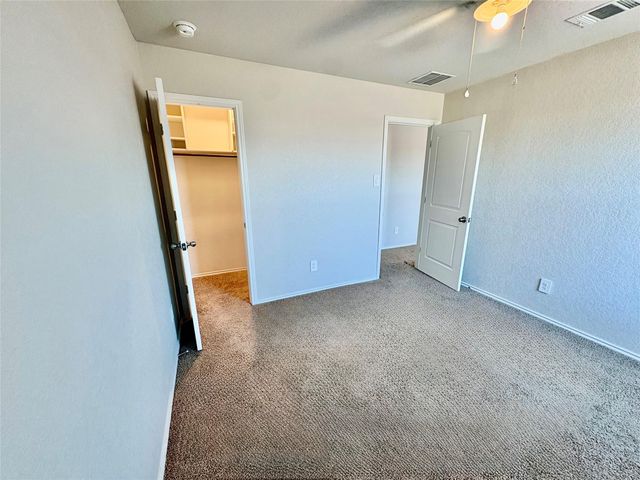 127 Snapdragon LN, San Marcos, TX 78666