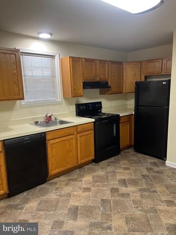 8269 QUARTERFIELD RD, Severn, MD 21144