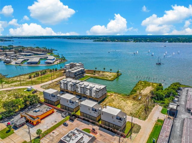4406 Tucker Lane, Seabrook, TX 77586